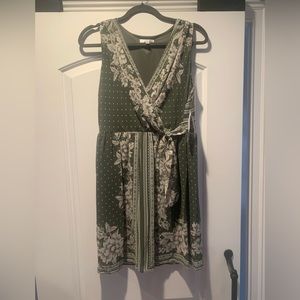 Signature by Robbie Bee Floral Mini Dress